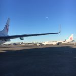 日本航空JALのCA出身地シール赤と白バージョン